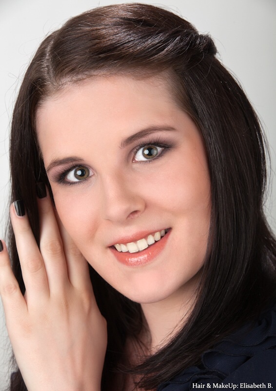 Elisabeth-Bracher_Hair-Makeup_20120520_129